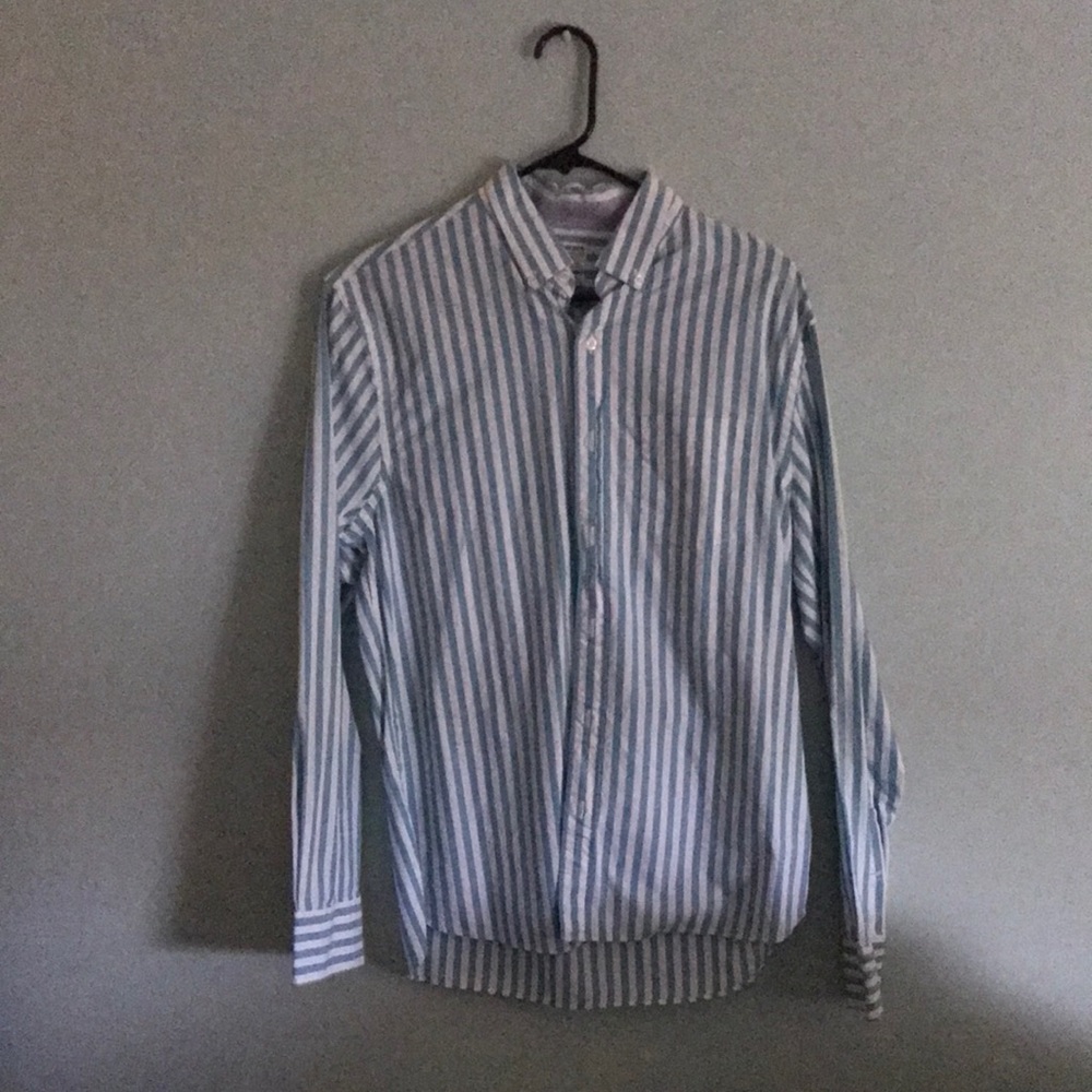 Long sleeve dress shirt striped